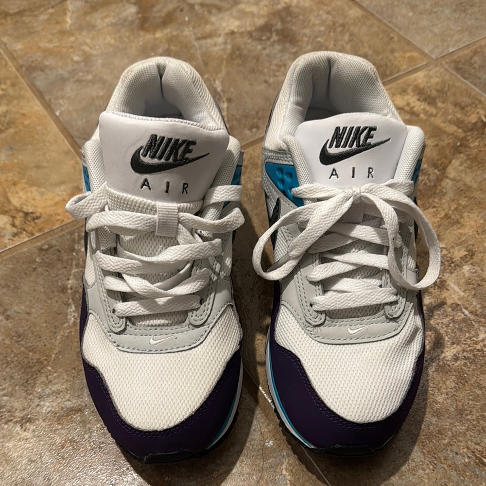 Nike Air Sneakers - White and Blue